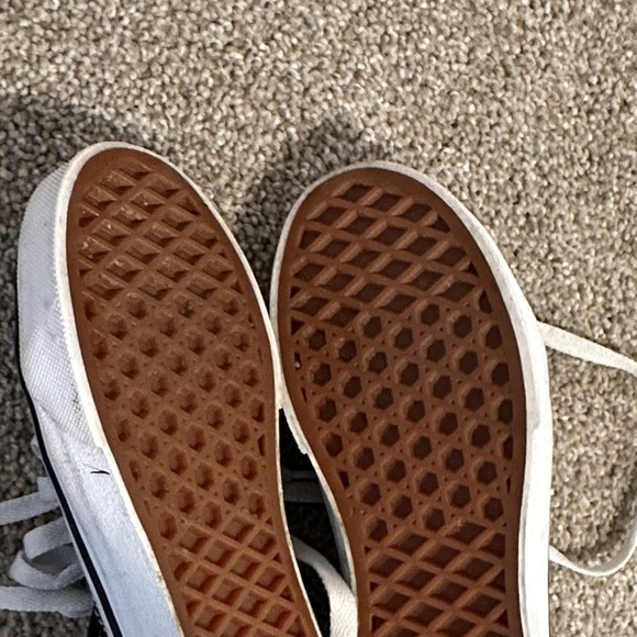 Vans Classic Black and White Low-Tops - Picture 14 of 16